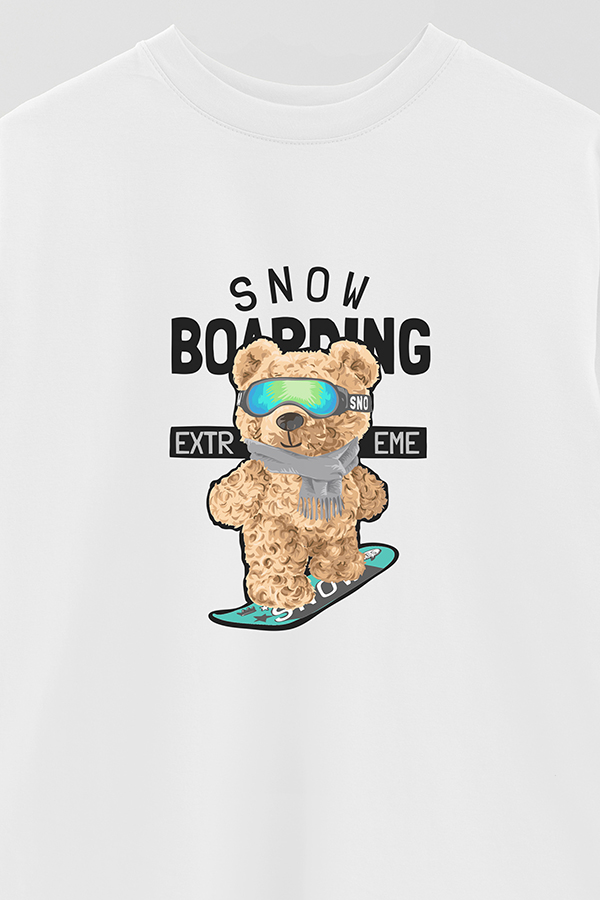 REMERA OVER ESTAMPADA UNISEX SNOW BOARDING
