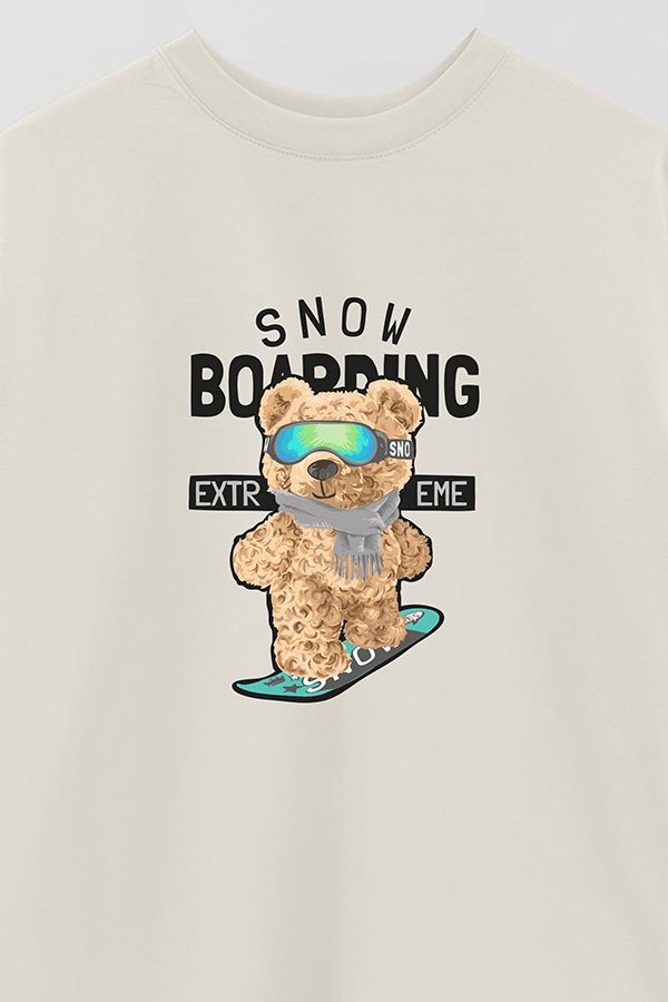 REMERA OVER ESTAMPADA UNISEX SNOW BOARDING