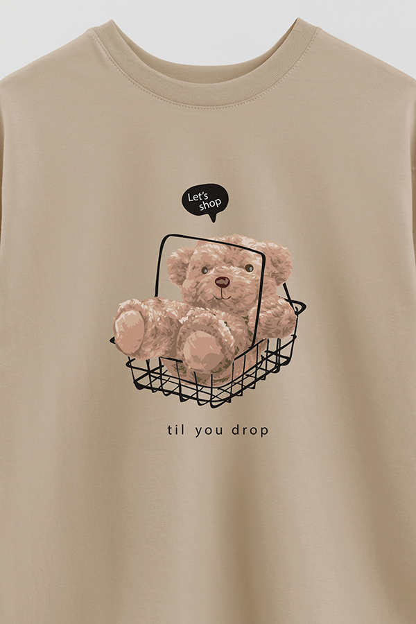 REMERA OVER ESTAMPADA UNISEX SHOP TILL YOU DROP