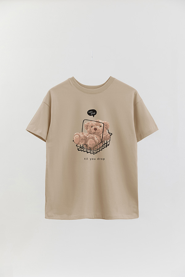 REMERA OVER ESTAMPADA UNISEX SHOP TILL YOU DROP