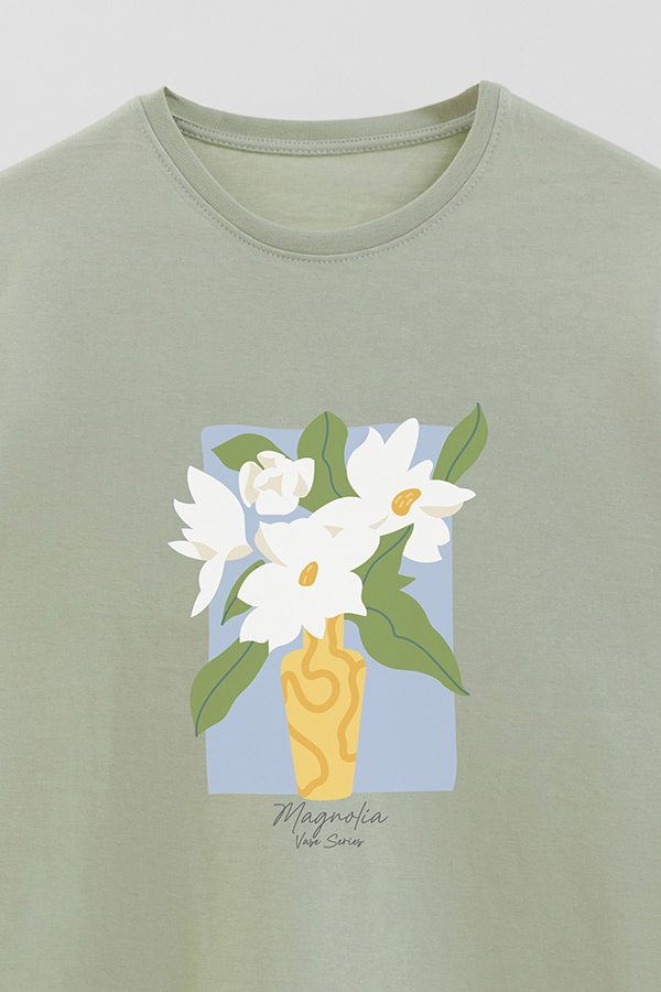REMERA BASICA ESTAMPADA FLORAL MAGNOLIA