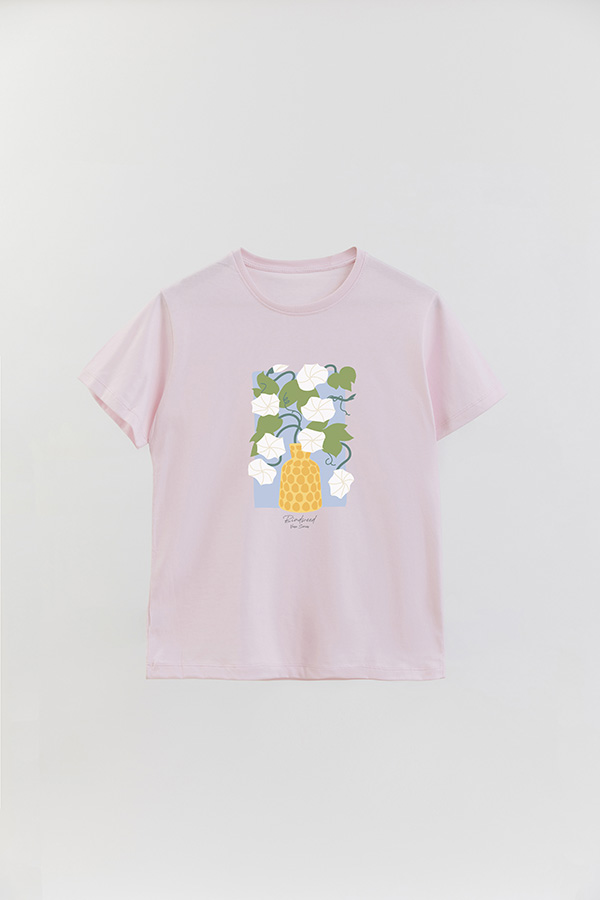 REMERA BASICA ESTAMPADA FLORAL MAGNOLIA BINDWEED