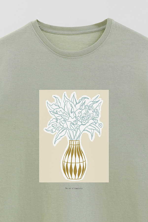 REMERA BASICA ESTAMPADA BOTANICAL MUSTARD