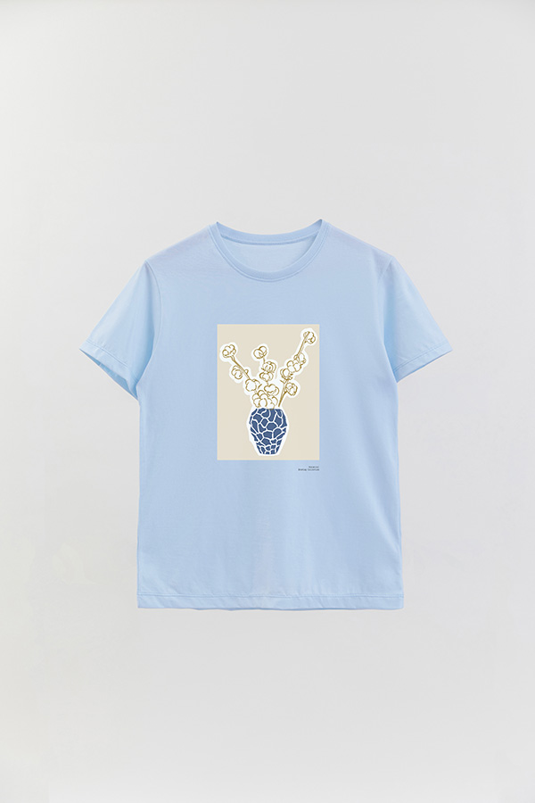 REMERA BASICA ESTAMPADA BOTANICAL BLUE 2