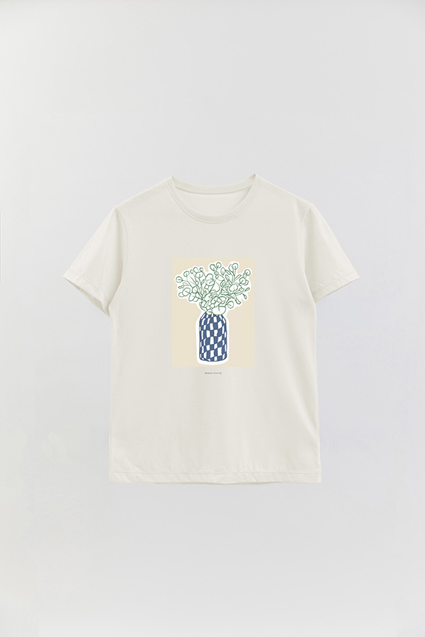 REMERA BASICA ESTAMPADA BOTANICAL BLUE