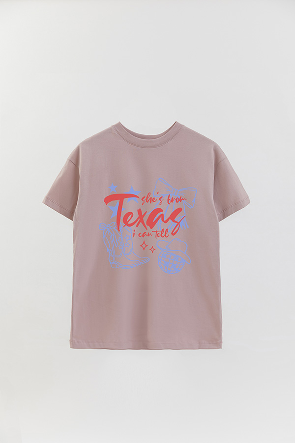 REMERA OVER ESTAMPADA WT SHE'S FROM TEXAS