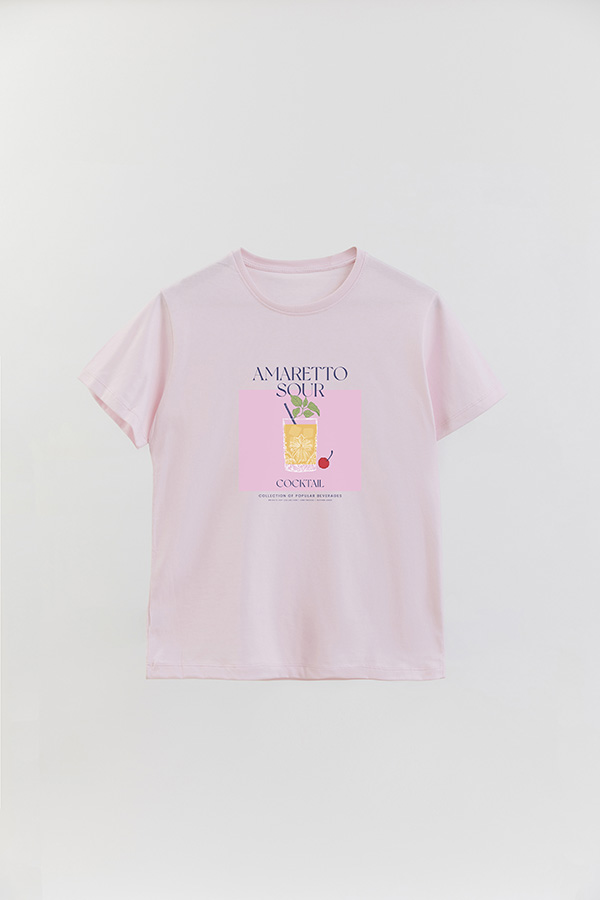 REMERA BASICA ESTAMPADA DRINK AMARETTO SOUR