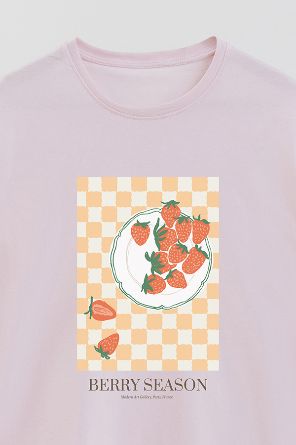 REMERA BASICA ESTAMPADA FOOD STRAWBERRY