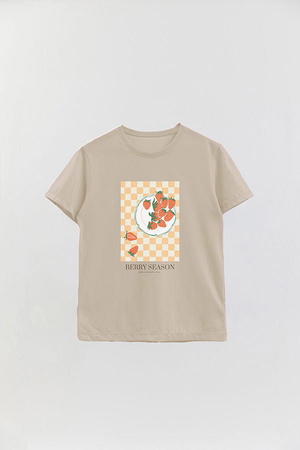 REMERA BASICA ESTAMPADA FOOD STRAWBERRY