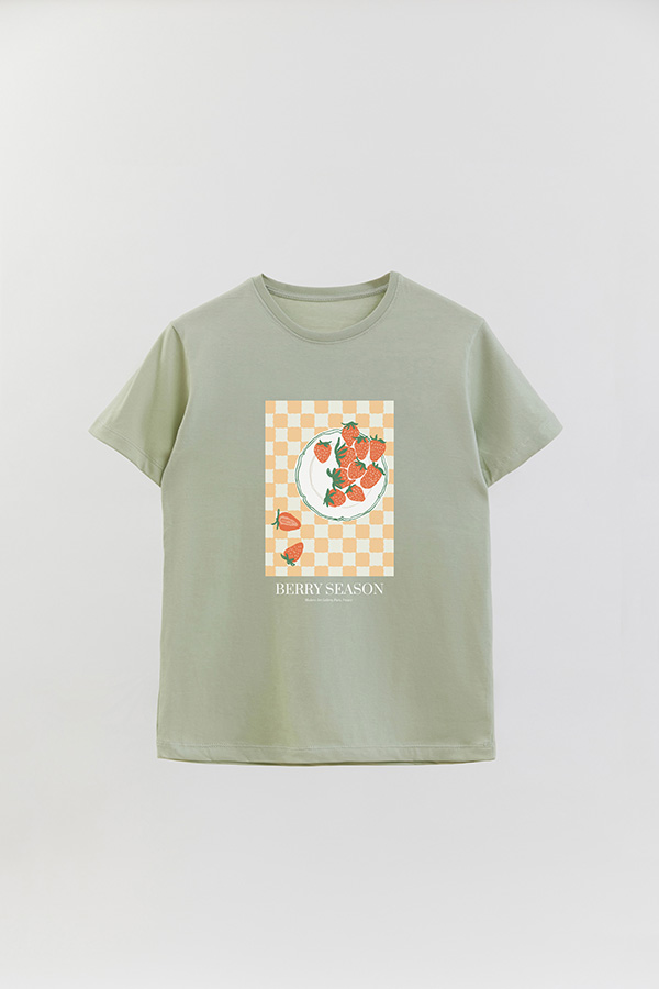REMERA BASICA ESTAMPADA FOOD STRAWBERRY