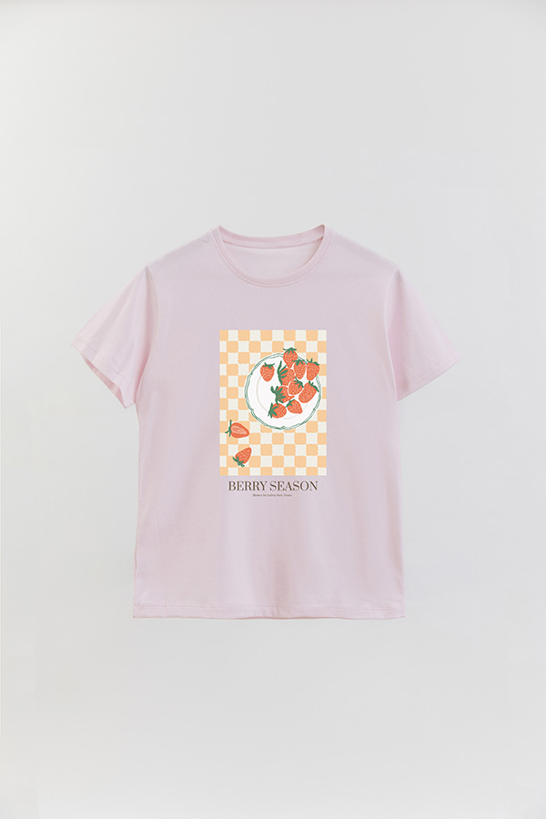 REMERA BASICA ESTAMPADA FOOD STRAWBERRY