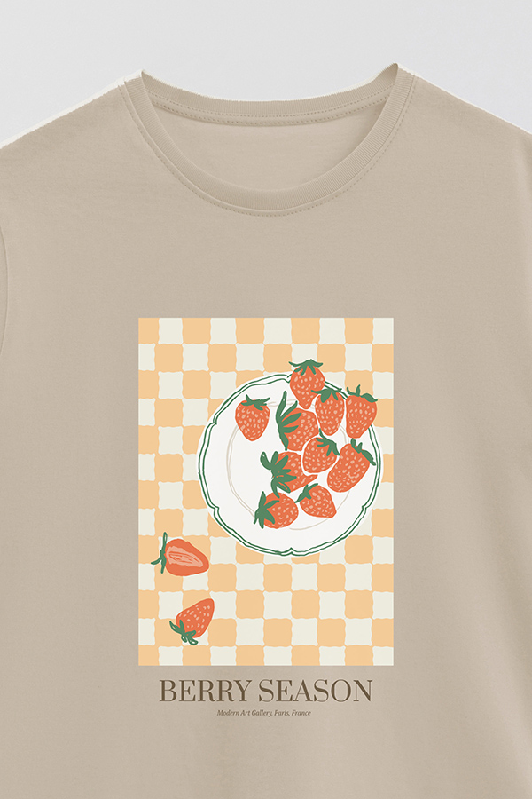 REMERA BASICA ESTAMPADA FOOD STRAWBERRY