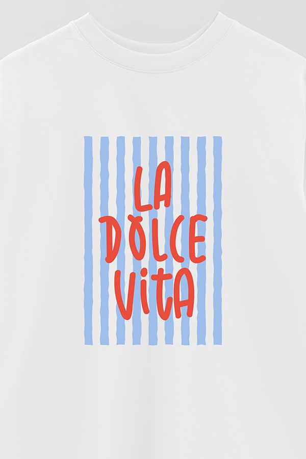 REMERA OVER ESTAMPADA ITALIAN LA DOLCE VITA