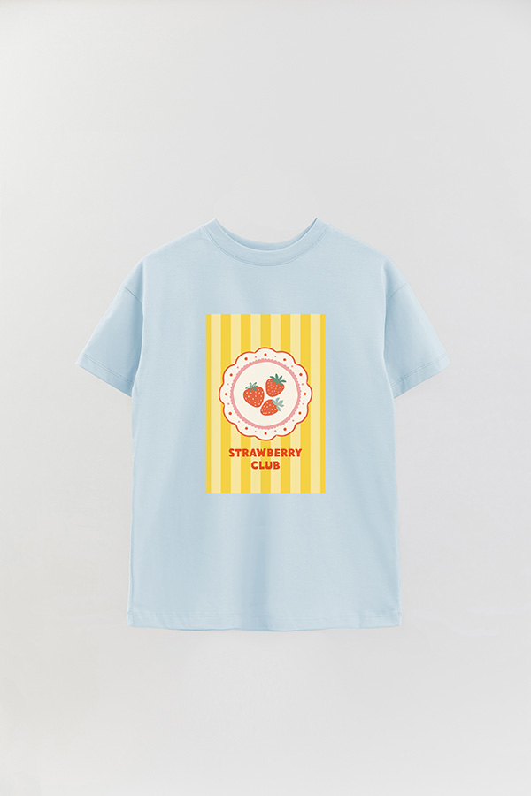 REMERA OVER ESTAMPADA ST STRAWBERRY CLUB
