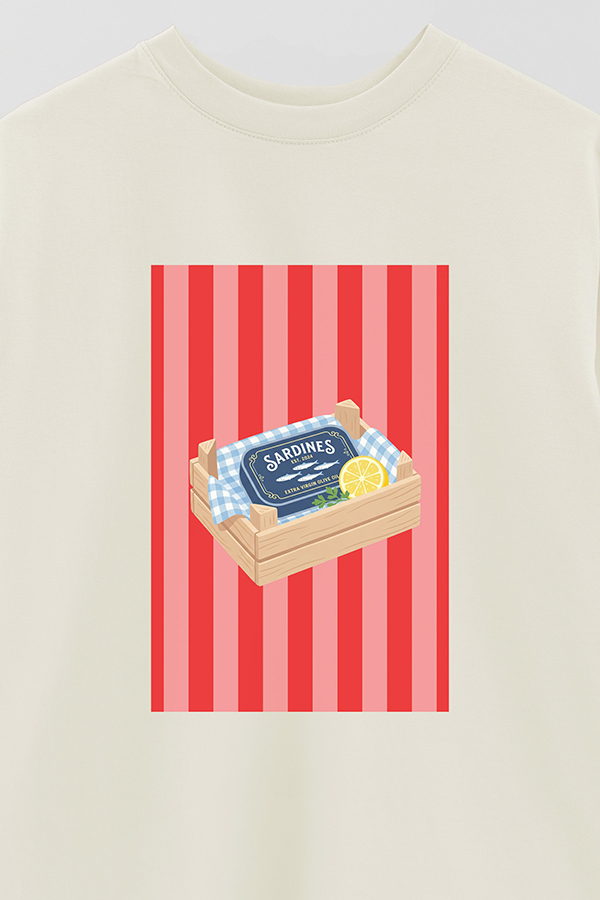 REMERA OVER ESTAMPADA ST SARDINES TRAY