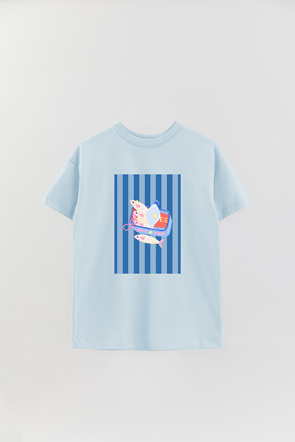 REMERA OVER ESTAMPADA ST SARDINES CAN