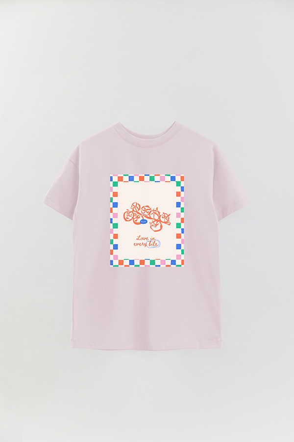 REMERA OVER ESTAMPADA STP LOVE IN EVERY BITE