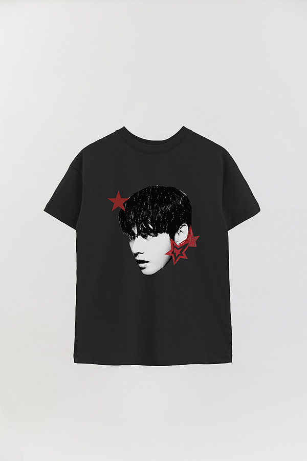 REMERA OVER ESTAMPADA BTS STAR V