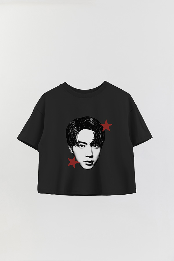 REMERA CROP ESTAMPADA BTS STAR JIN