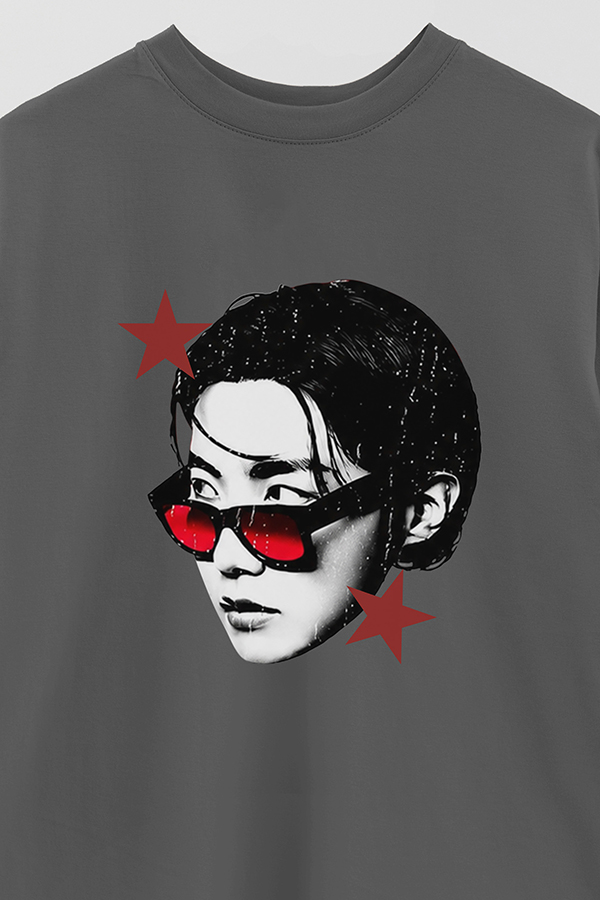 REMERA OVER ESTAMPADA BTS STAR JHOPE