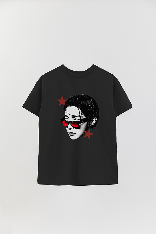 REMERA OVER ESTAMPADA BTS STAR JHOPE