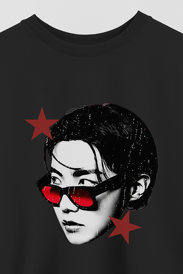 REMERA CROP ESTAMPADA BTS STAR JHOPE