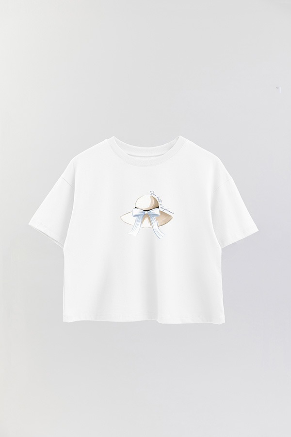 REMERA CROP ESTAMPADA COASTAL SUN HAT DAYDREAM