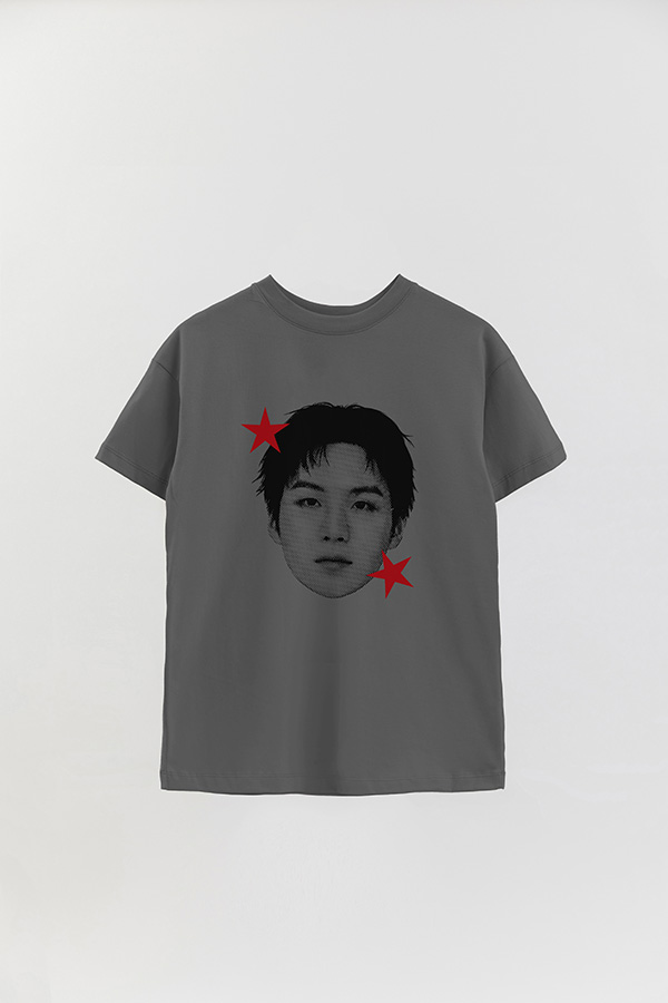 REMERA OVER ESTAMPADA BTS STAR HT SUGA
