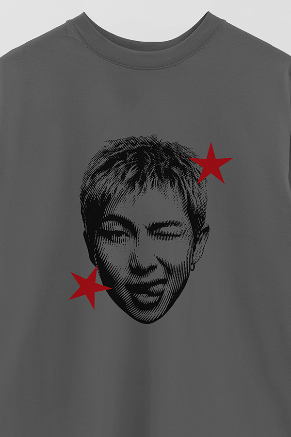 REMERA OVER ESTAMPADA BTS STAR HT RM
