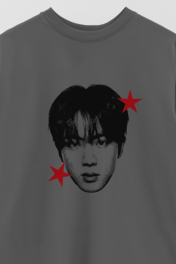 REMERA OVER ESTAMPADA BTS STAR HT JIN