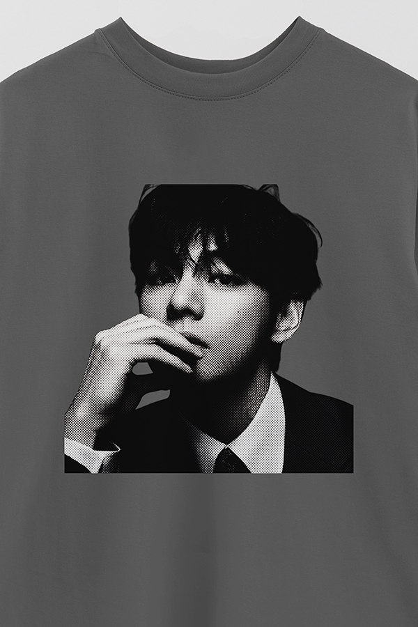 REMERA OVER ESTAMPADA BTS FR V