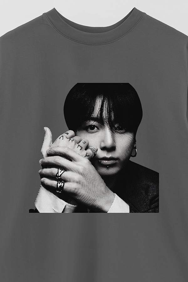 REMERA OVER ESTAMPADA BTS FR JUNGKOOK