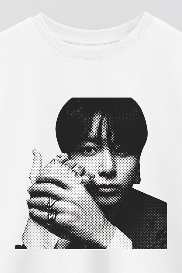 REMERA CROP ESTAMPADA BTS FR JUNGKOOK