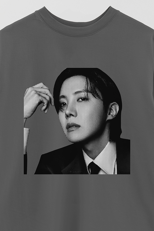 REMERA OVER ESTAMPADA BTS FR JHOPE