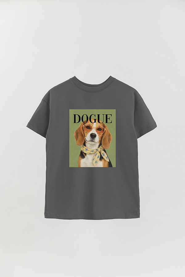 REMERA OVER ESTAMPADA DOGUE SUNDAY BEAGLE