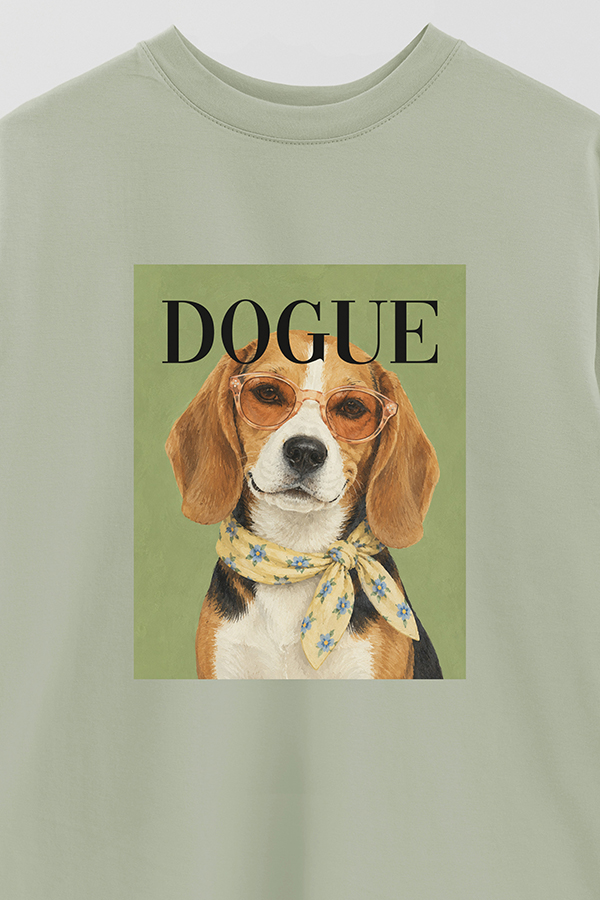 REMERA OVER ESTAMPADA DOGUE SUNDAY BEAGLE