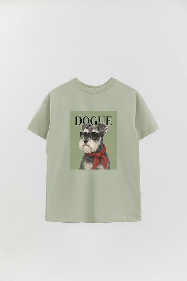 REMERA OVER ESTAMPADA DOGUE SOPHISTICATED SCHNAUZER