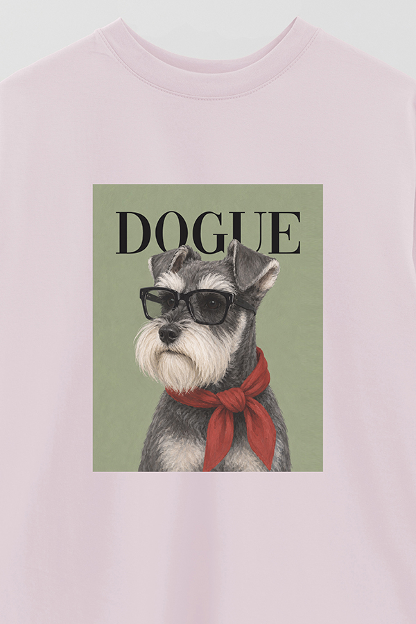 REMERA OVER ESTAMPADA DOGUE SOPHISTICATED SCHNAUZER
