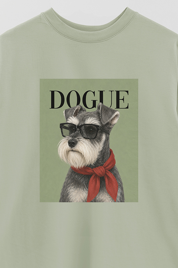 REMERA OVER ESTAMPADA DOGUE SOPHISTICATED SCHNAUZER