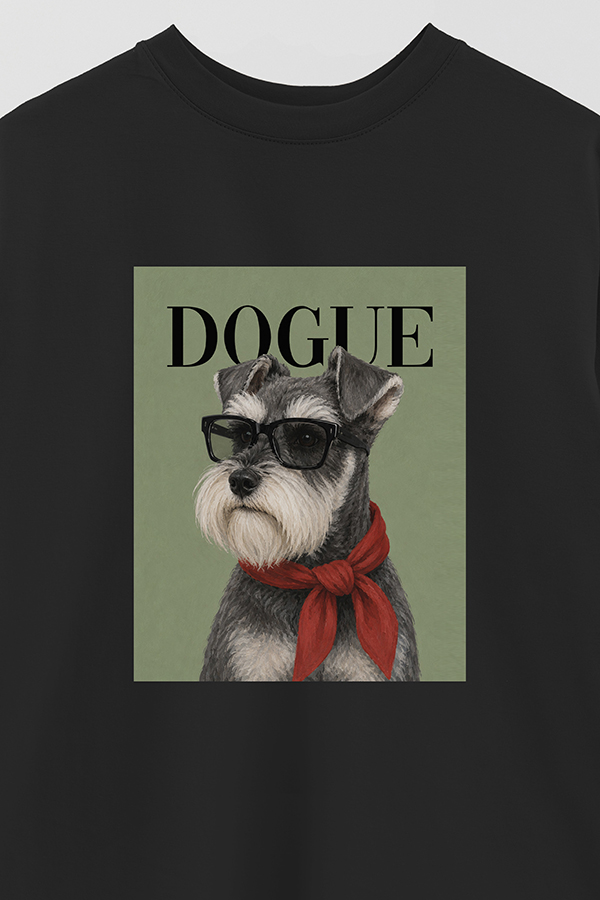 REMERA OVER ESTAMPADA DOGUE SOPHISTICATED SCHNAUZER