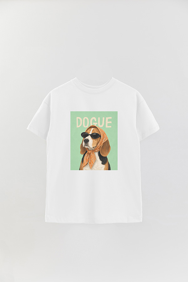 REMERA OVER ESTAMPADA DOGUE RETRO BEAGLE