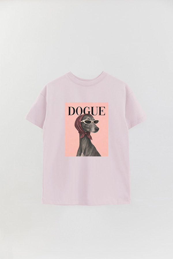 REMERA OVER ESTAMPADA DOGUE ELEGANT GREYHOUND MUSE