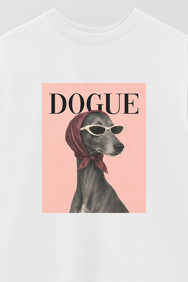 REMERA OVER ESTAMPADA DOGUE ELEGANT GREYHOUND MUSE