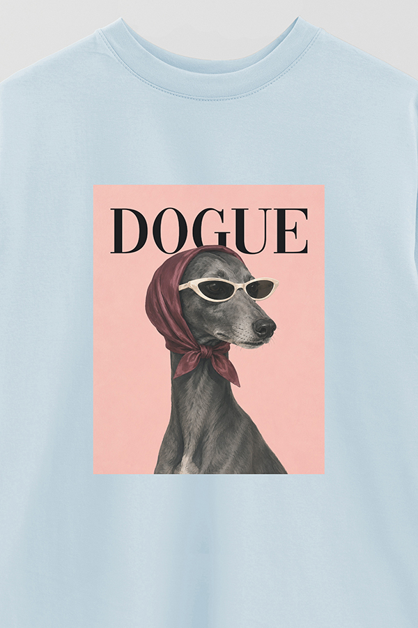 REMERA OVER ESTAMPADA DOGUE ELEGANT GREYHOUND MUSE