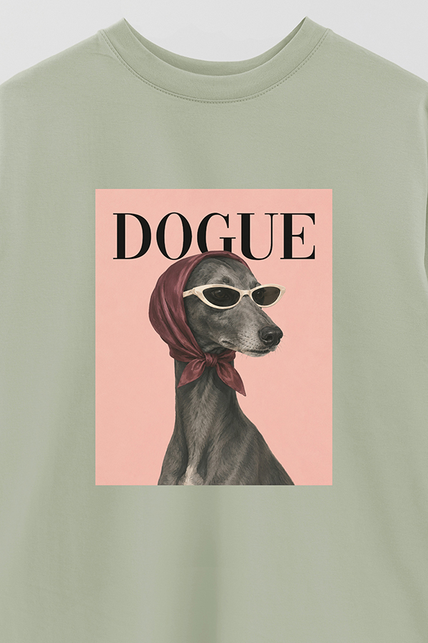 REMERA OVER ESTAMPADA DOGUE ELEGANT GREYHOUND MUSE