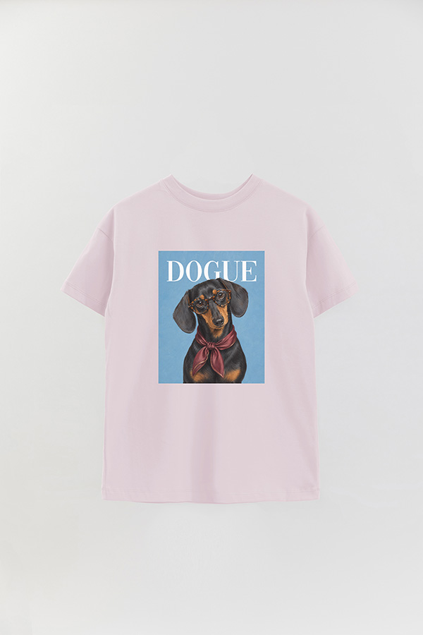 REMERA OVER ESTAMPADA DOGUE BOOKISH DACHSHUND