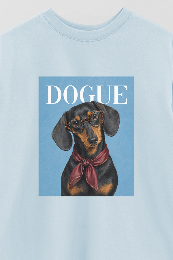 REMERA OVER ESTAMPADA DOGUE BOOKISH DACHSHUND
