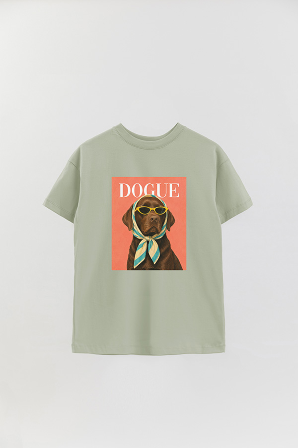 REMERA OVER ESTAMPADA DOGUE BEACH CLUB LABRADOR