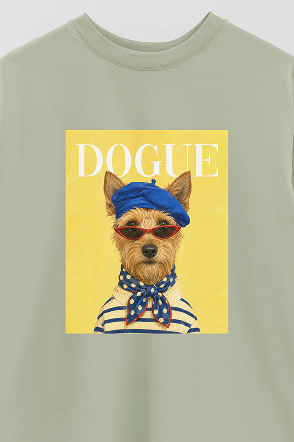 REMERA OVER ESTAMPADA DOGUE ART SCHOOL TERRIER
