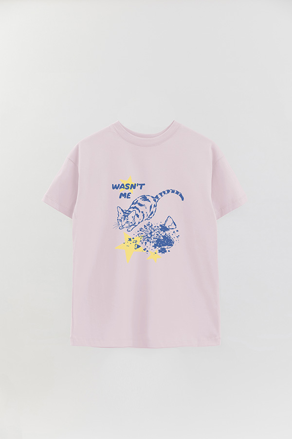 REMERA OVER ESTAMPADA CAT WASNT ME